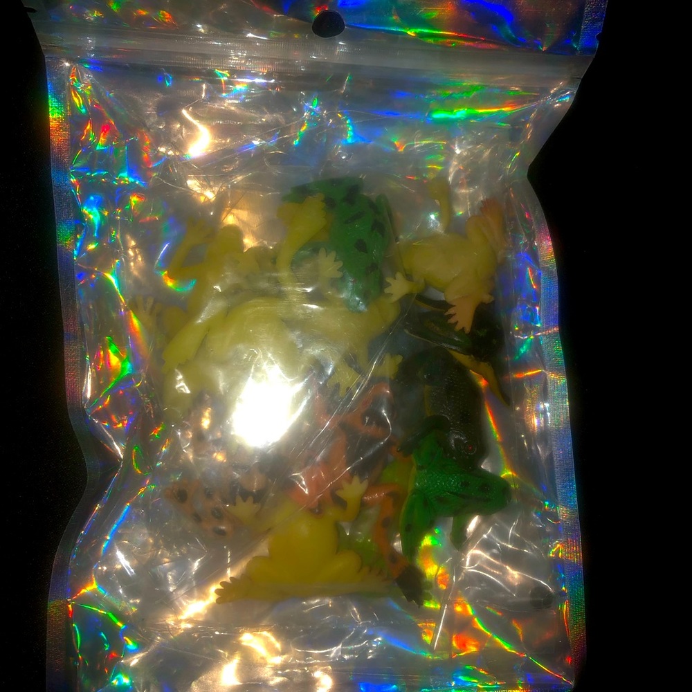 Toy Frogs